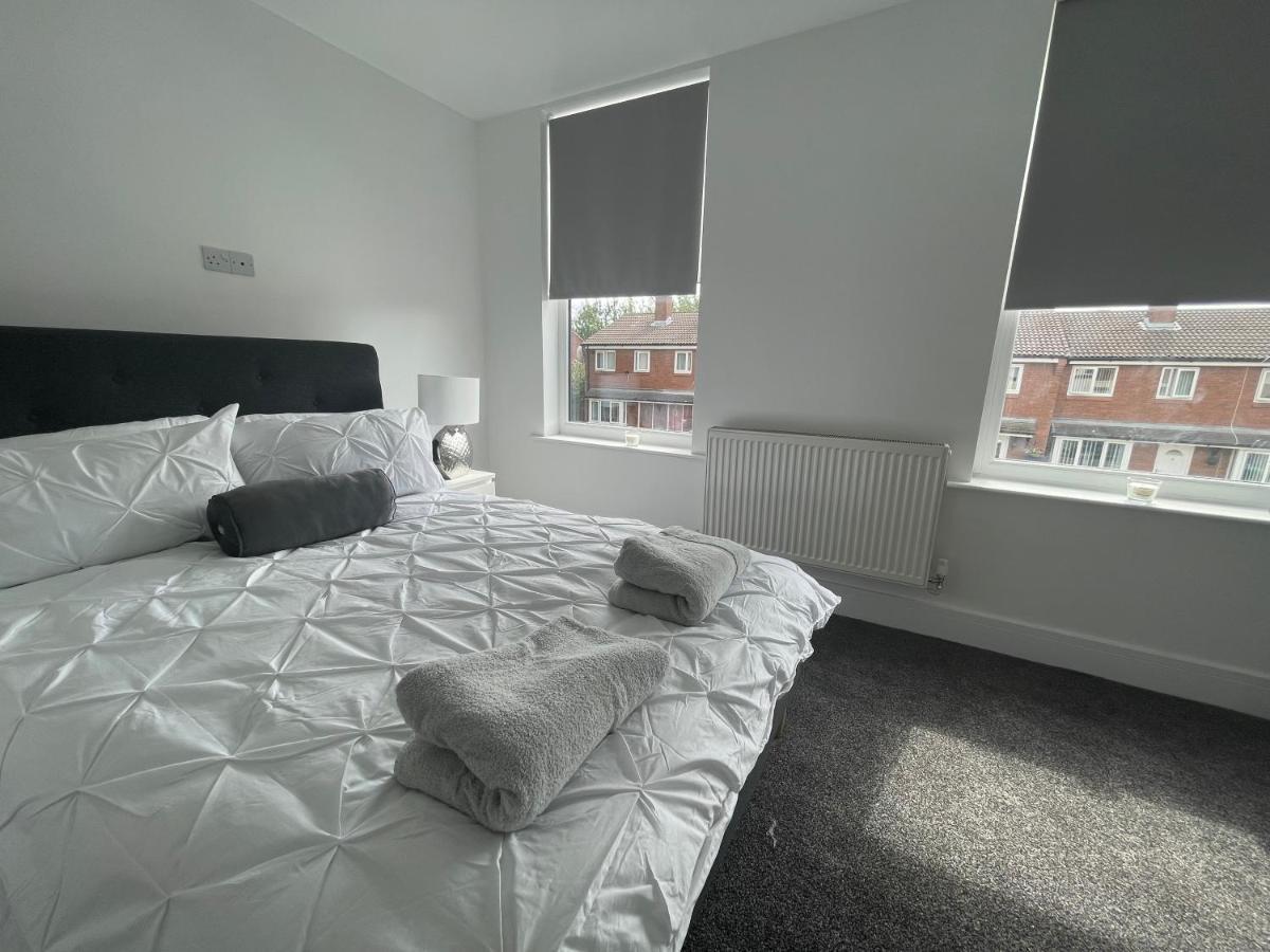 5 Bedroom House With Free Parking Vakantiehuis *